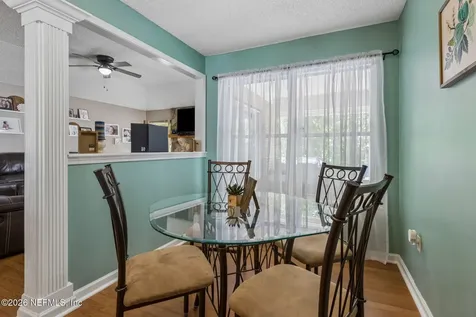 1033 Whirlaway Circle N Jacksonville FL 32218