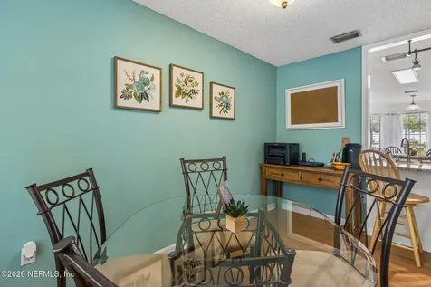 1033 Whirlaway Circle N Jacksonville FL 32218