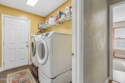 1033 Whirlaway Circle N Jacksonville FL 32218