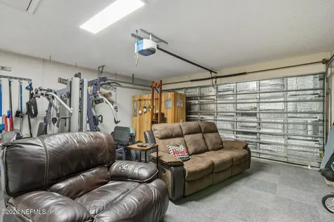 1033 Whirlaway Circle N Jacksonville FL 32218