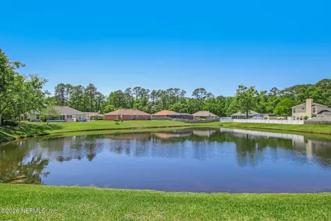 1033 Whirlaway Circle N Jacksonville FL 32218