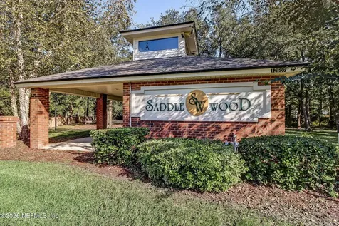 1033 Whirlaway Circle N Jacksonville FL 32218