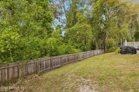 1033 Whirlaway Circle N Jacksonville FL 32218