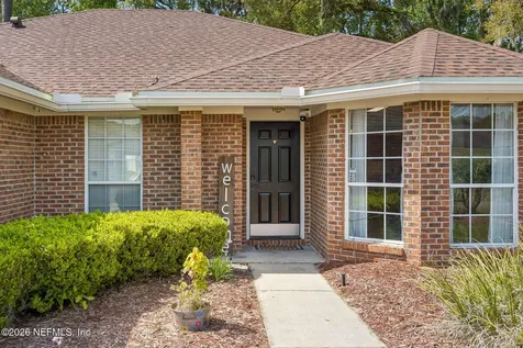1033 Whirlaway Circle N Jacksonville FL 32218