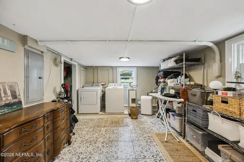 1847 Naldo Avenue Jacksonville FL 32207
