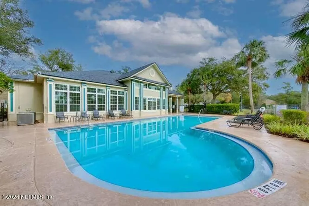 13703 Richmond Park Drive N Jacksonville FL 32224