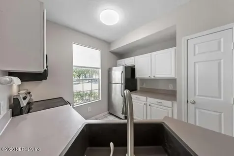 13703 Richmond Park Drive N Jacksonville FL 32224