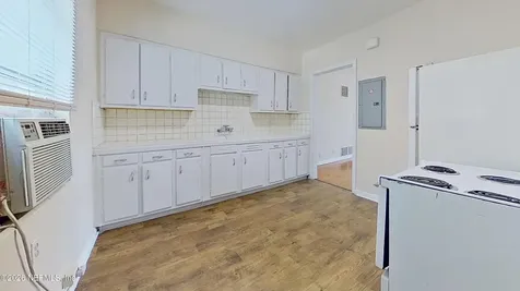 2589 Atlantic Boulevard Jacksonville FL 32207