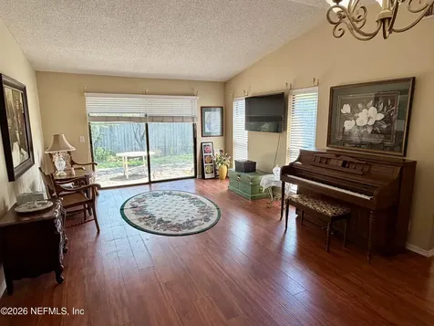 8667 Deermoss Way E Jacksonville FL 32217