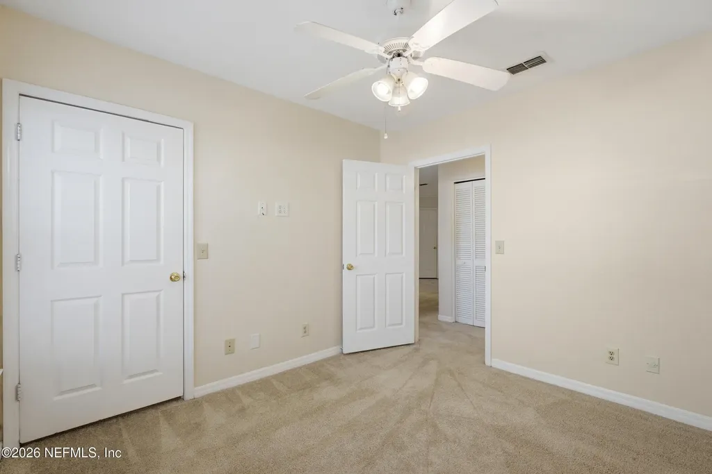 1800 The Greens Way Jacksonville Beach FL 32250