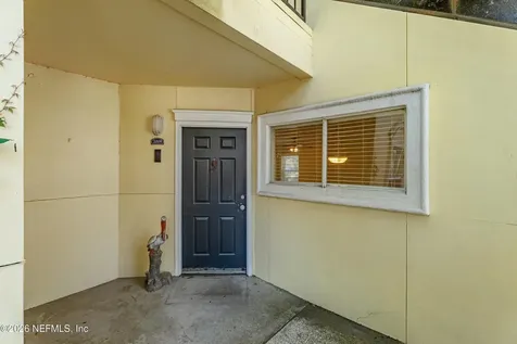 1800 The Greens Way Jacksonville Beach FL 32250