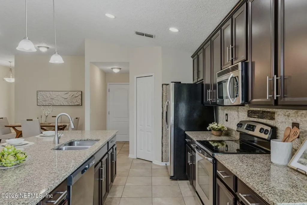 3971 White Pelican Way Middleburg FL 32068