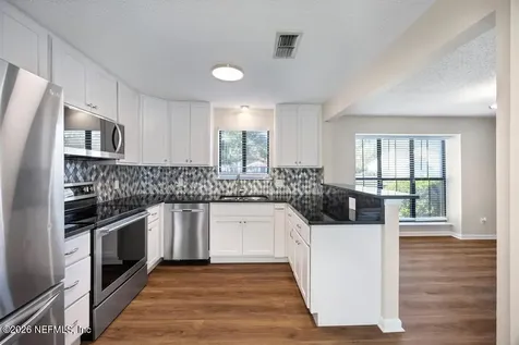 2001 Wood Hill Drive Jacksonville FL 32256