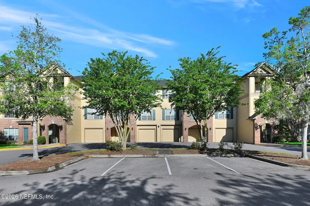 7800 Point Meadows Drive Jacksonville FL 32256