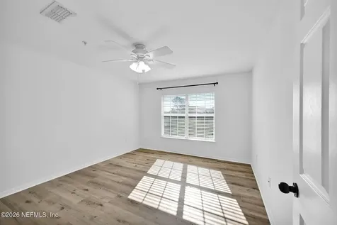 7800 Point Meadows Drive Jacksonville FL 32256