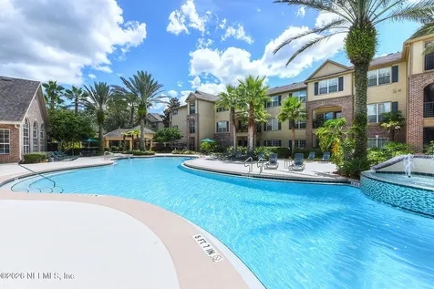 7800 Point Meadows Drive Jacksonville FL 32256