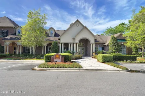 7800 Point Meadows Drive Jacksonville FL 32256