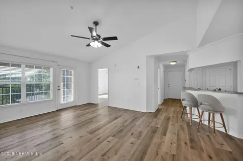 7800 Point Meadows Drive Jacksonville FL 32256