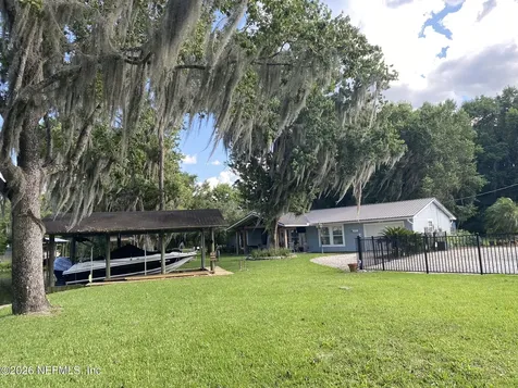 137 & 135 Riverside Drive Satsuma FL 32189