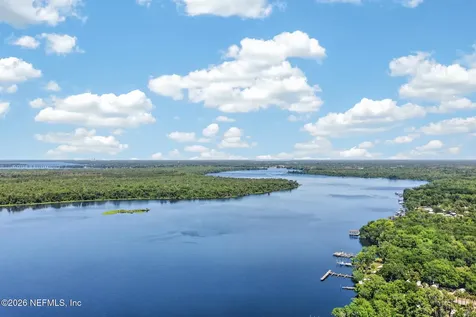 137 & 135 Riverside Drive Satsuma FL 32189
