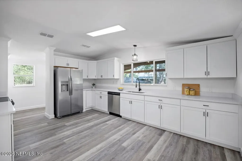 447 Eric Avenue Jacksonville FL 32218