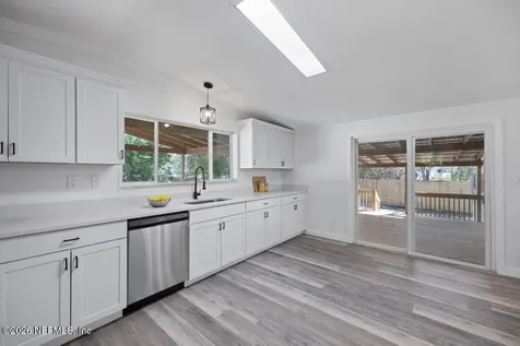 447 Eric Avenue Jacksonville FL 32218