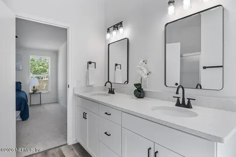 447 Eric Avenue Jacksonville FL 32218