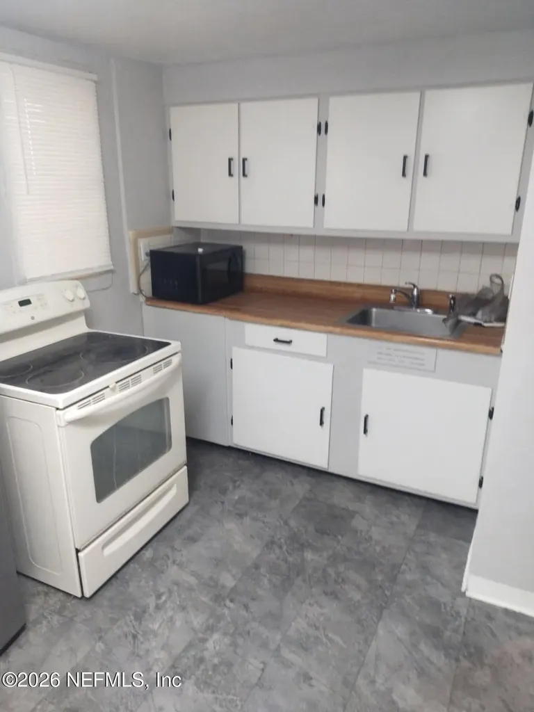 5340 Kingsbury Street Jacksonville FL 32205