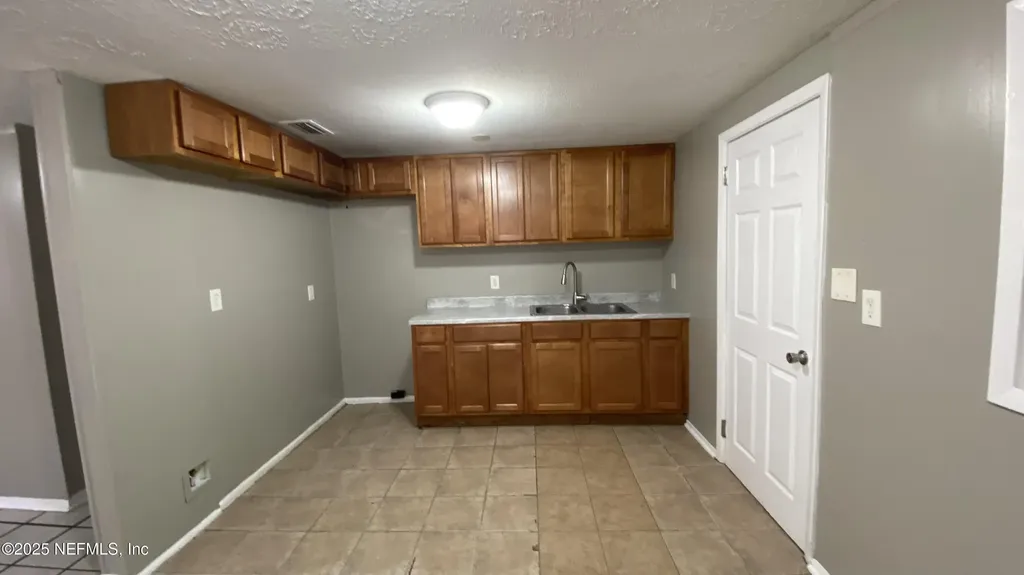 1244 W 27th Street Jacksonville FL 32209