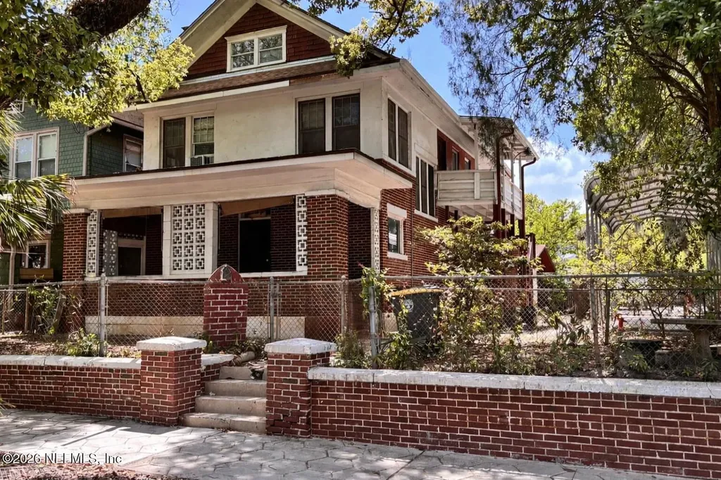 228 W 11th Street Jacksonville FL 32206