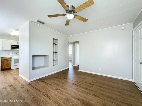 9232 Adams Avenue Jacksonville FL 32208