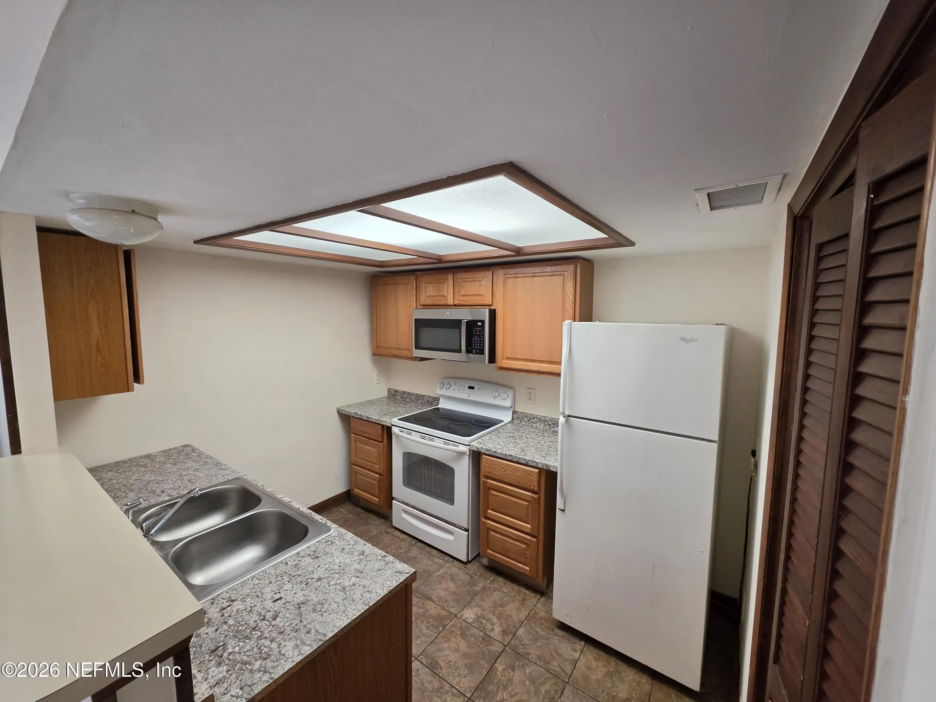 745 Century 21 Drive Jacksonville FL 32216