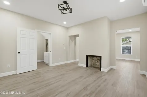115 W 16th Street Jacksonville FL 32206
