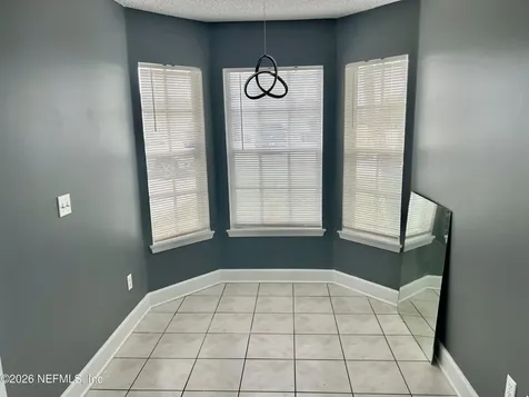 8778 Buzz Court Jacksonville FL 32216