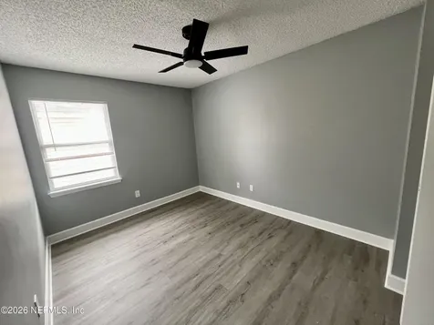 8778 Buzz Court Jacksonville FL 32216