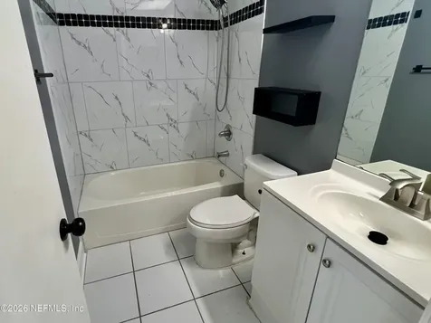 8778 Buzz Court Jacksonville FL 32216