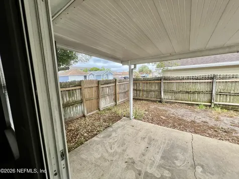8778 Buzz Court Jacksonville FL 32216