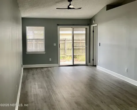 8778 Buzz Court Jacksonville FL 32216