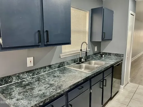 8778 Buzz Court Jacksonville FL 32216