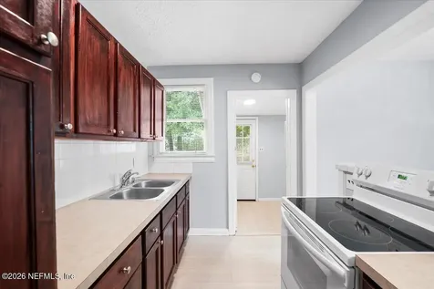 4649 Delta Avenue Jacksonville FL 32205