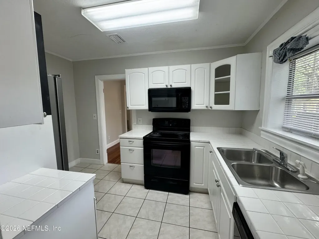 3352 College Street Jacksonville FL 32205