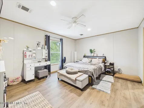 121 Janet Drive Hollister FL 32147