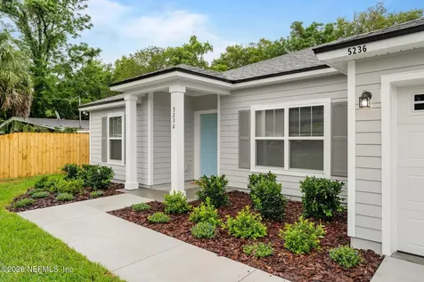 5236 Penn Circle Jacksonville FL 32207