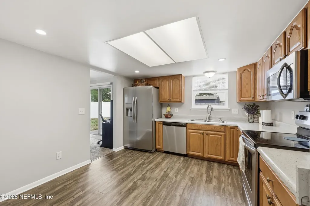 2550 Oakview Drive Jacksonville FL 32246