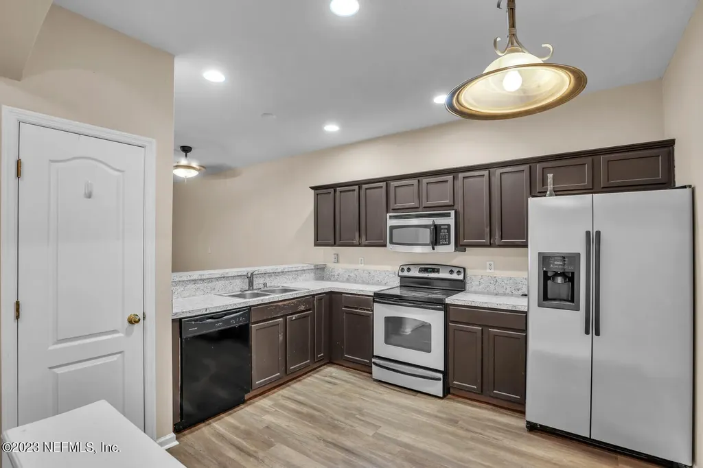 1692 Biscayne Bay Circle Jacksonville FL 32218