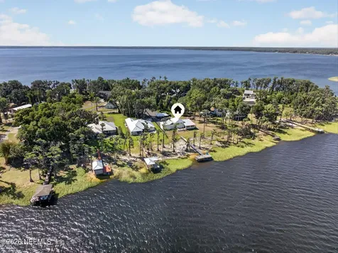 2473 SE 30th Street Melrose FL 32666