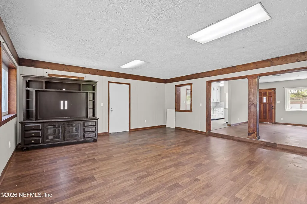 4122 Rendale Drive N Jacksonville FL 32210