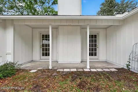 8831 Bandera Circle S Jacksonville FL 32244