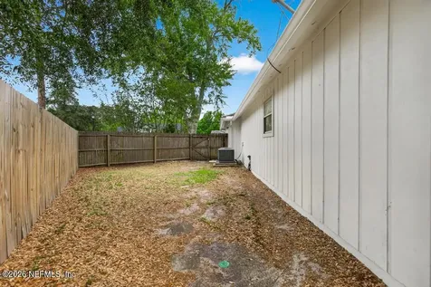 8831 Bandera Circle S Jacksonville FL 32244