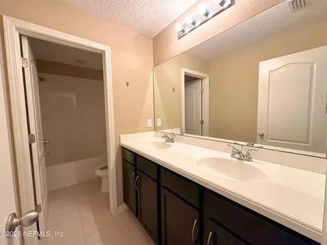 4578 Silverthorn Drive Jacksonville FL 32258